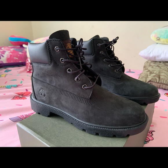 Black Timberlands (BRAND NEW) - Picture 1 of 6